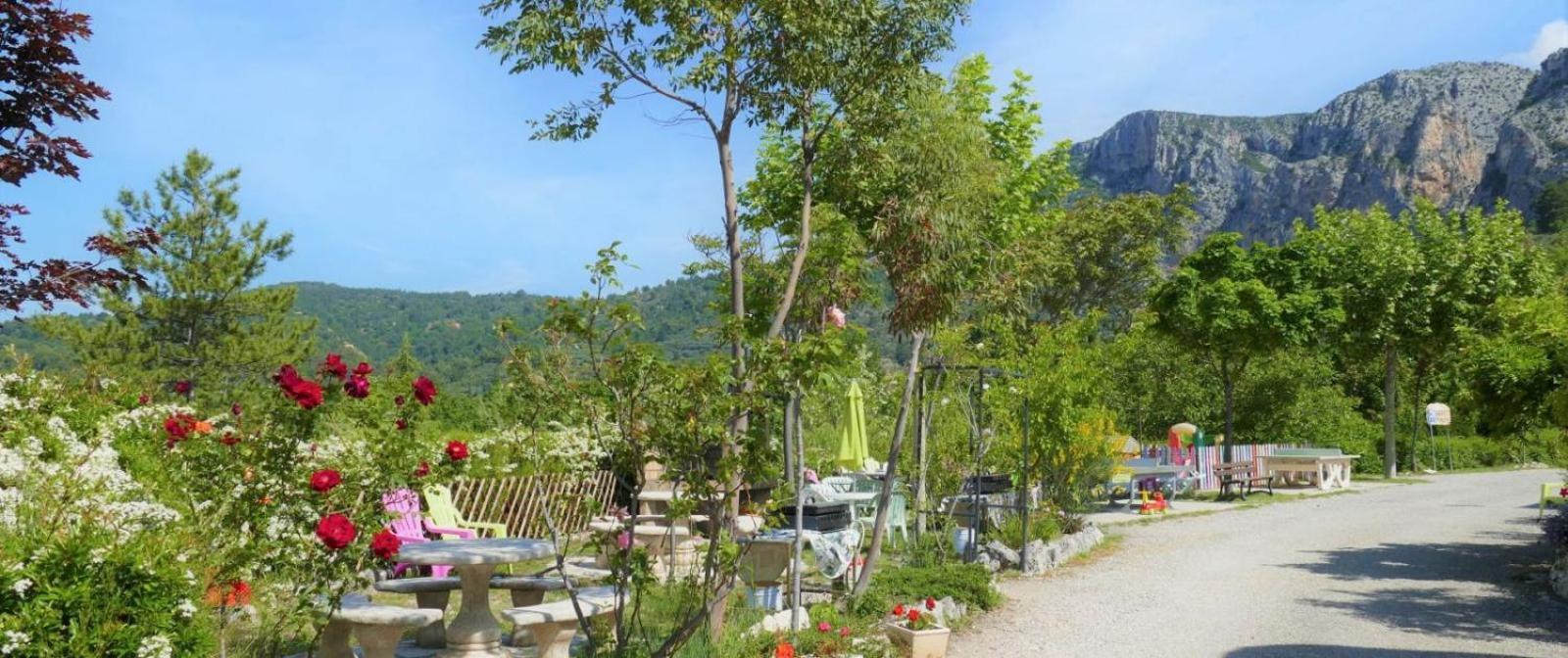 מוסטיה-סן-מארי Camping Le Vieux Colombier מראה חיצוני תמונה